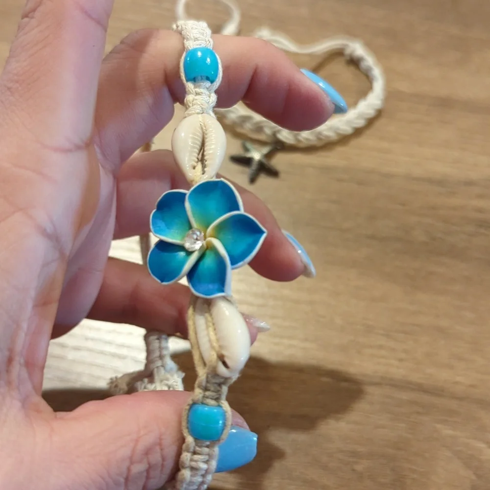 Aloha Hawaiian Themed Set Of Four Bracelets‎